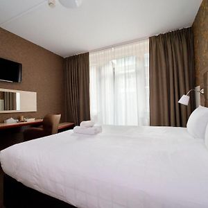 Zimmer mit Queensize-Bett